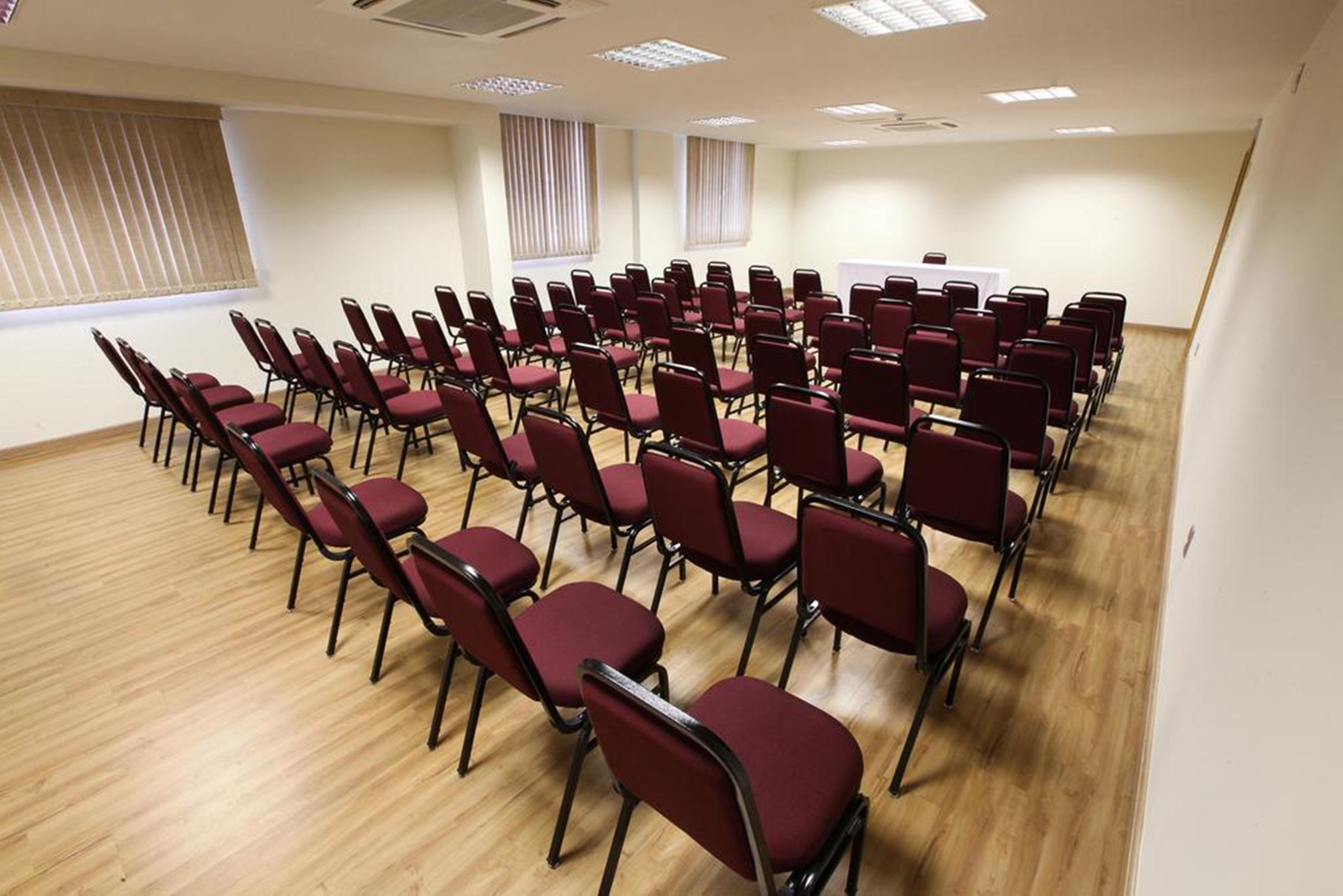 Hotel Caiua Cascavel Екстер'єр фото