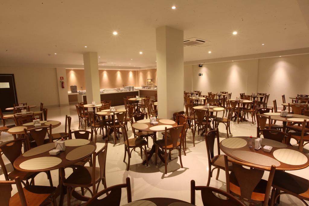 Hotel Caiua Cascavel Екстер'єр фото