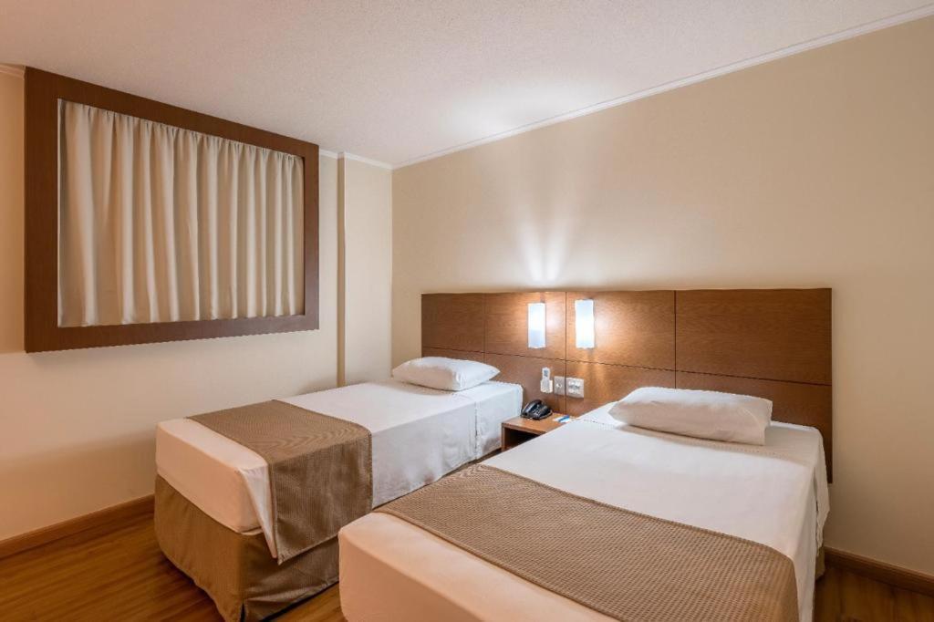 Hotel Caiua Cascavel Екстер'єр фото